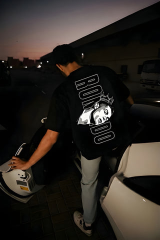 The GOAT Silhouette Oversize Tee