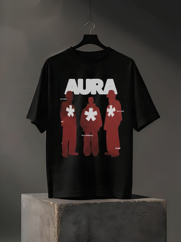 "AURA" Three-Figure Graphic Tee.